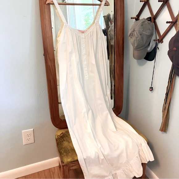 Vintage Y2K Victoria’s Secret Cotton Maxi Nightgown 90’s Canterbury Collection - Picture 13 of 13